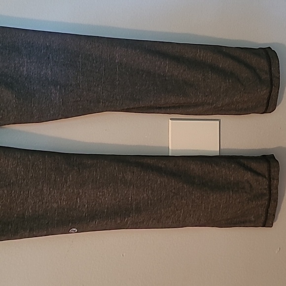 Lululemon Heathered Gray Black Band Lightweight Full Length Pants Wmns 6 Yoga - Picture 9 of 13